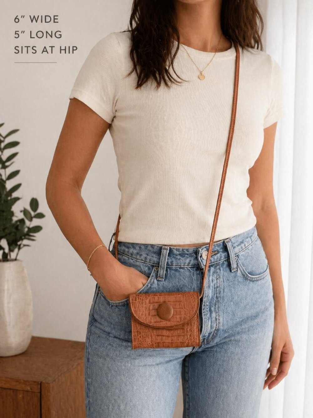 Vintage Saks Fifth Avenue Leather Micro Crossbody Bag Brown Croc Embossed Italy